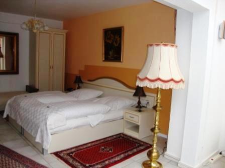 Haus Mooren, Garni Hotel Düsseldorf
