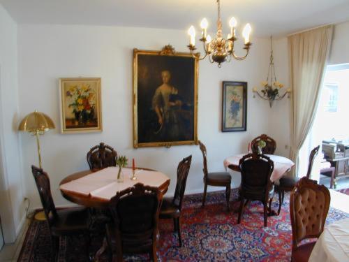 Haus Mooren, Garni Düsseldorf