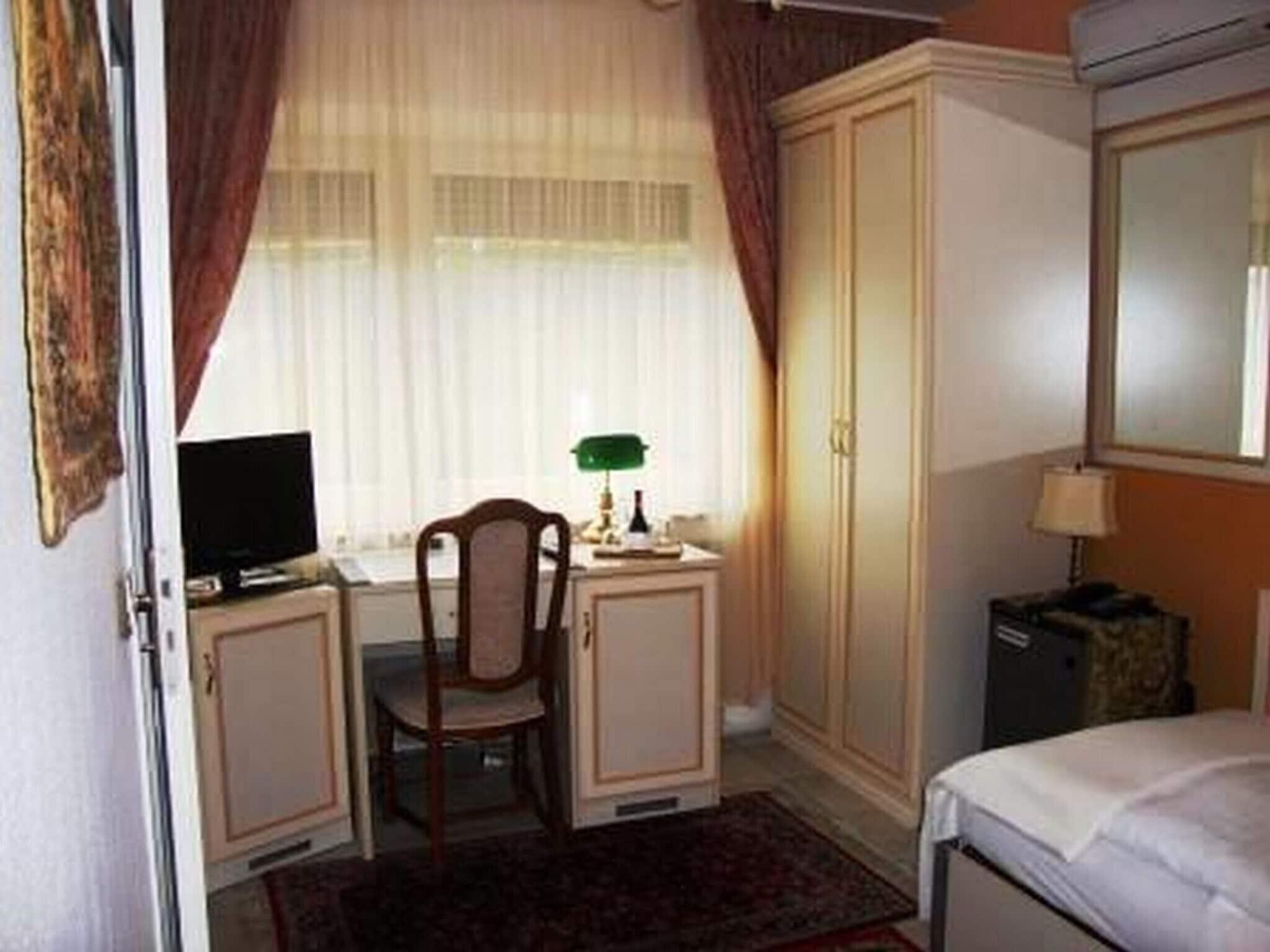 Haus Mooren, Garni 4* Düsseldorf