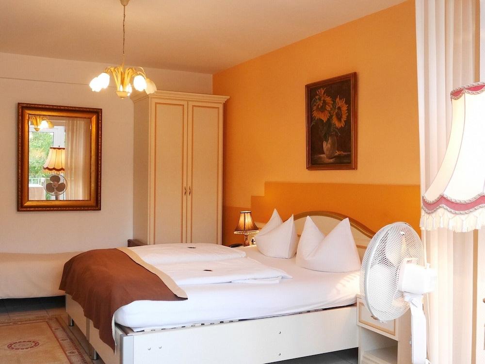 Haus Mooren, Garni 4* Düsseldorf